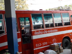 local-bus-chiang-mai-to-pai