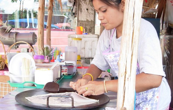 Roti vendor in Ao Nang, Krabi, Thailand