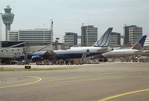 schiphol-planes