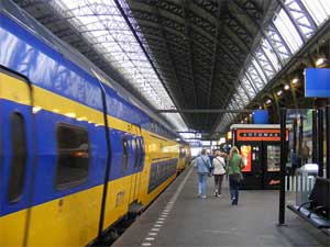 centraalstationtrainleaving