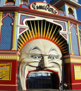 melbournee28099s-luna-park