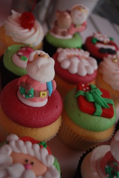 Cuupcake Parlour Christmas Cakes