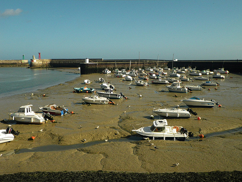 port-en-bessin france travel guide