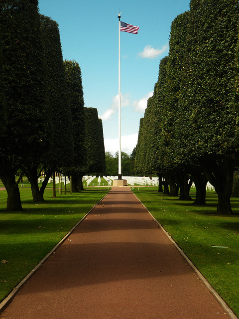 american wwii cemetery memorial omaha beach normandy