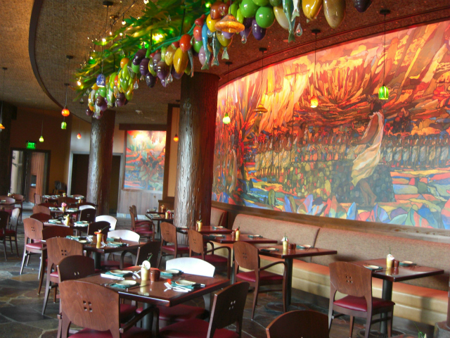 Makahiki restaurant features a beautiful mural by Al Lagunero and a light sculpture overhead. Buffet style meals are offered daily, as well as Disney character dining on select days.