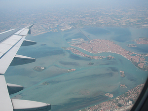 venice_fly