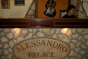 alpalace2