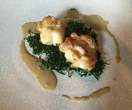 Stir-fried Atlantic lobster, crunchy kailan, foie gras sauce