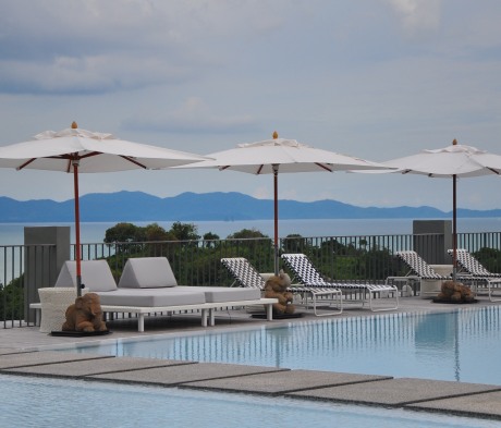 Point Yamu - main pool overlooking Phang Nga Bay