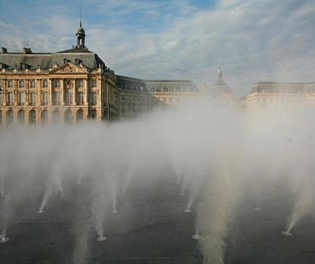 The Place de la Bourse and the Miroir dEau