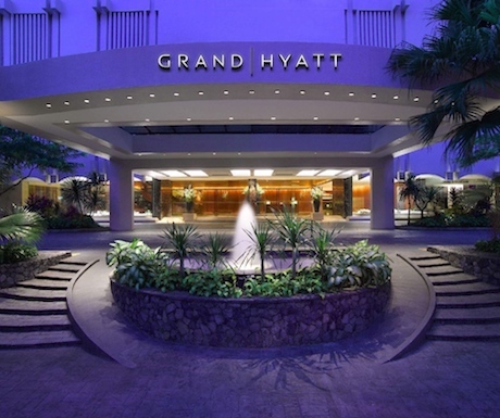 Grand Hyatt Sing exterior