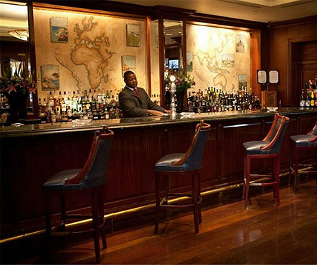 Table Bay Hotel bar