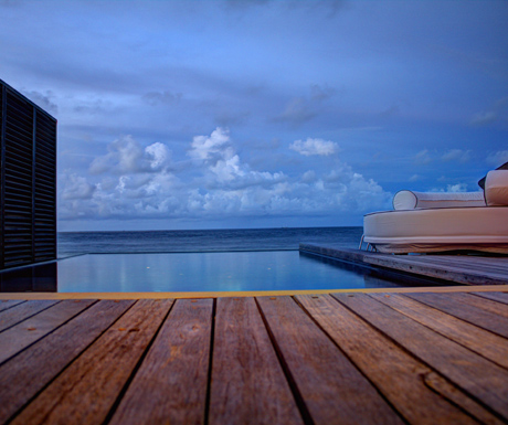 Infinity plunge pool