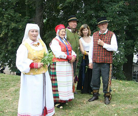 Lithuanian dress