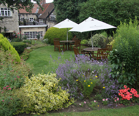 The Black Swan Helmsley garden