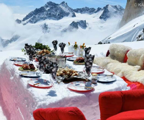 Heli-glacier picnic