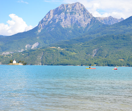 kayaking on the lakes of southern french alps (1 of 1)-2