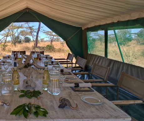 Meals on a riding safari - S Unlimited