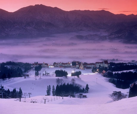 Japan skiing