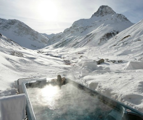 Luxury ski traveller's diary
