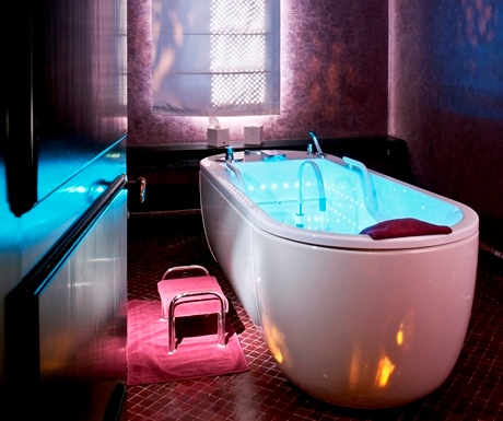 Le Spa @ Selman Palace hydrojet room