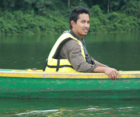 Robin on Fewa Lake