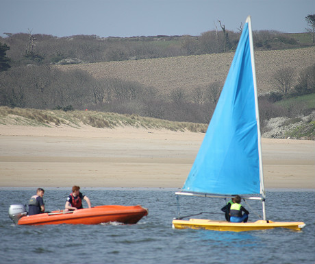 Camel Sailing