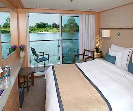Our comfy stateroom