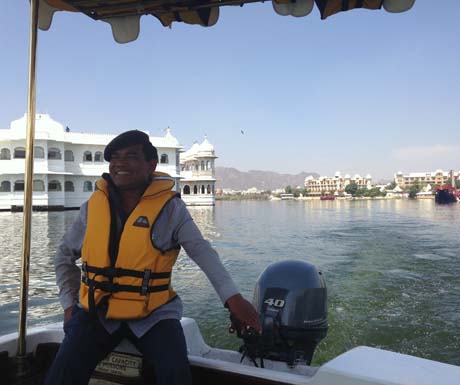 Taj Lake Palace - boat tour
