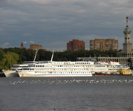 Moscow river cruise