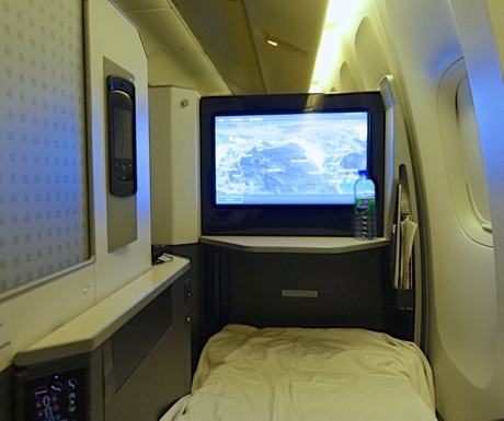 JAL Sky Suite Business Class 2