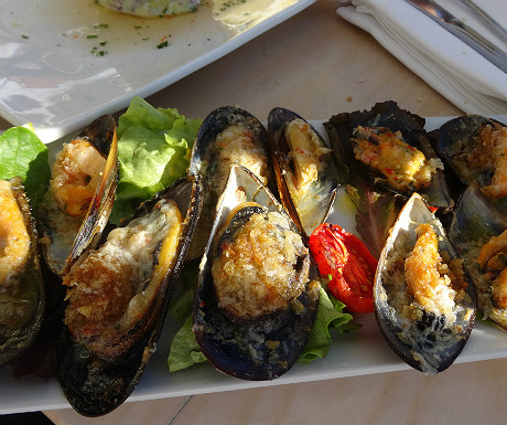 Mussels at Blues