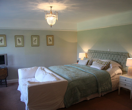 Arisaig Hotel bedroom