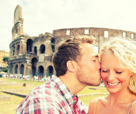 Kiss in Rome