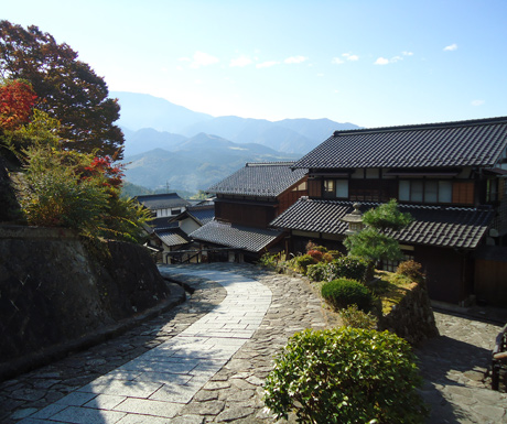 The-quiet-streets-of-Tsumago