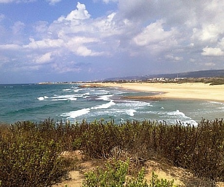 Dor HaBonim Beach