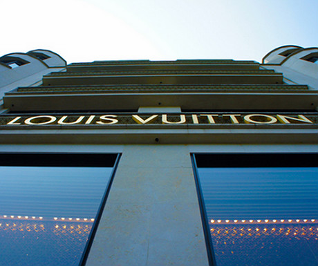 Louis Vuitton on Avenue des Champs-lyses