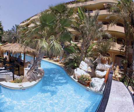 Fortina Spa Resort - garden pool and island bar