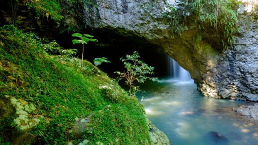 Natural Bridge at Springbrook National Park.