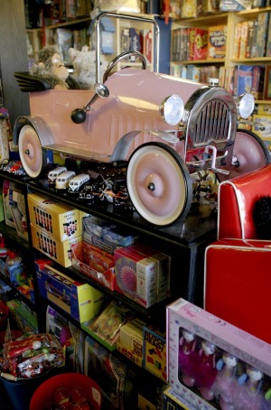 Head to Leura Mall for specialty shops including Leura Toy Shop.