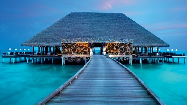 Surrounded by silken sands and clear-bue waters, Velaa Private Island aims to be the country's most luxurious holiday ...