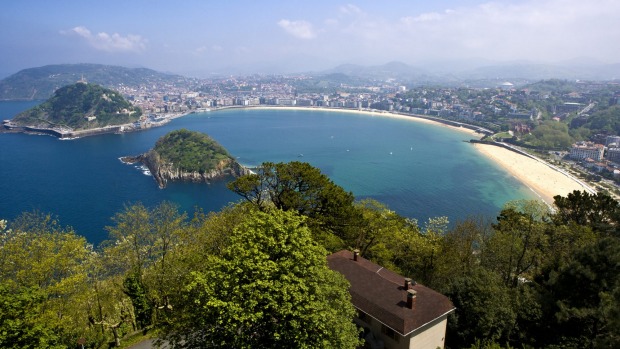 Aeriel view of Playa de la Concha, in San Sebastian, Spain.