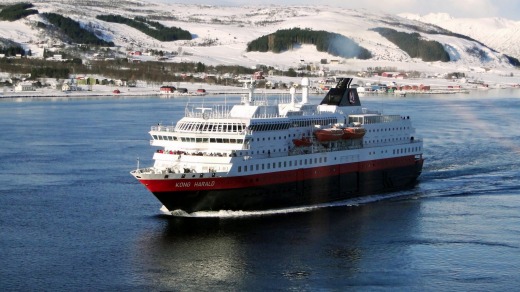 Sailing on Hurtigruten in Norway with Cruise Express.