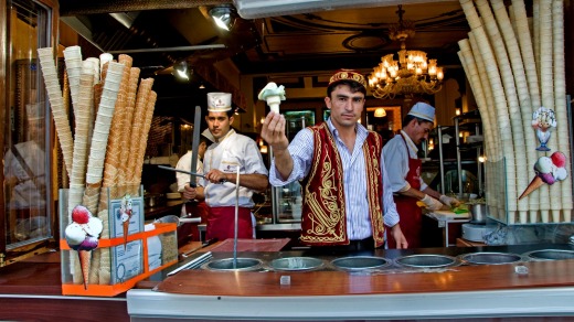 Istanbul Istiklal Caddesi Beyoglu ice cream parcours soda fountain shopping street quarter.