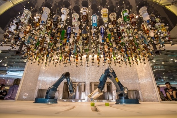 Anthem of the Seas' Bionic Bar.