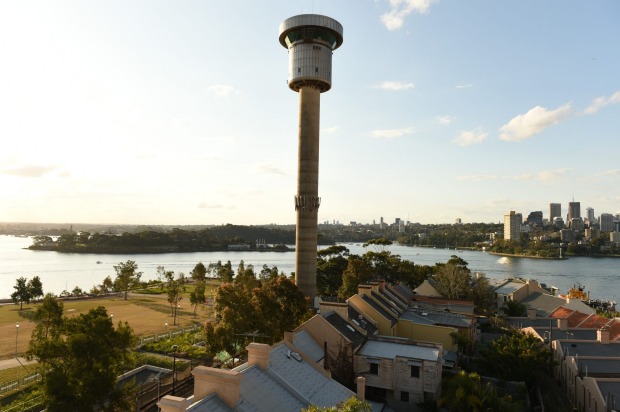 Naturalistic headland: Barangaroo Park.