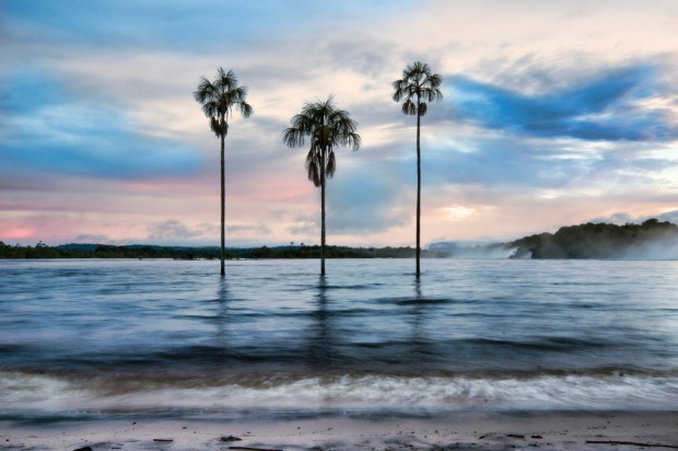 CANAIMA NATIONAL PARK, VENEZUELA: Canaima National Park in eastern Venezuela comprises a grand sandstone landscape, ...