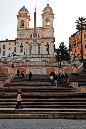 Spanish Steps: Only Paris has as many must-see sights as Rome - and the Spanish Steps at the eastern end of the Via dei ...