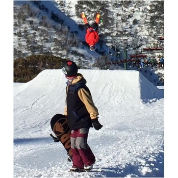 Red spots on Hotham #misssnowitall #skimaxholidays