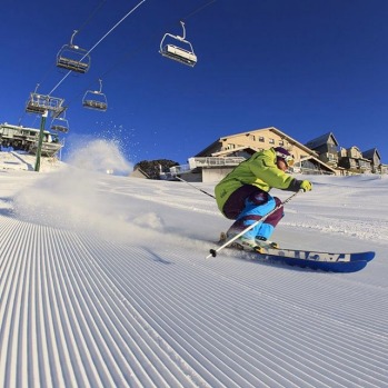 Pro shot: Drew on the fresh at Hotham #misssnowitall #skimaxholidays #pro